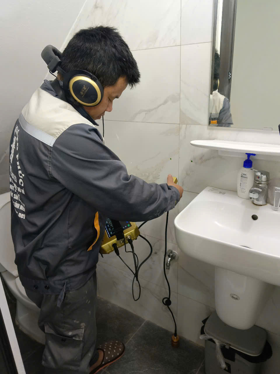 Dò Tìm Đường Ống Nước Vỡ Tại Cổ Lễ